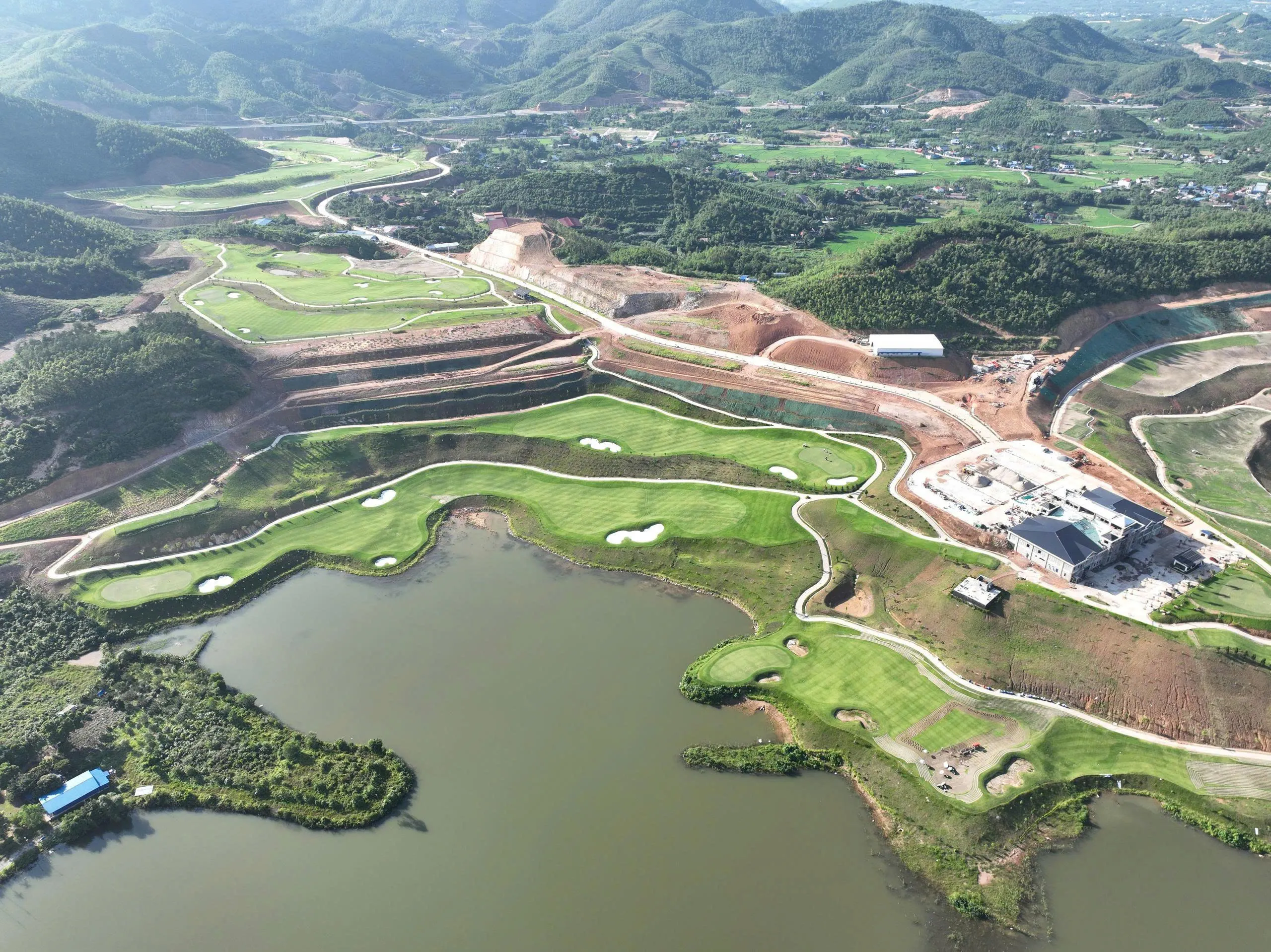 Glory Golf Club – Sân golf Thái Nguyên Alegolf (2)